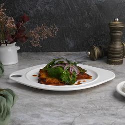 Тарелка 27,5*22,5 см овальная фуршетная с выемкой белая фарфор P.L. Proff Cuisine [6]