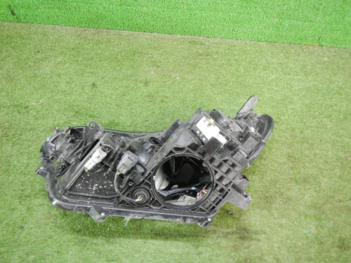 Фара правая Toyota RAV4 4 CA40 (2015-2019) LED