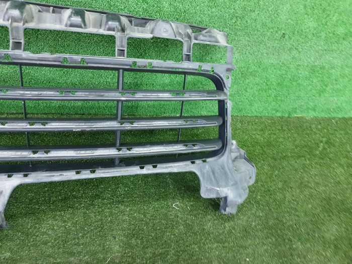 Решетка переднего бампера Porsche Cayenne 3 17-23