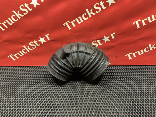 Патрубок воздушного фильтра