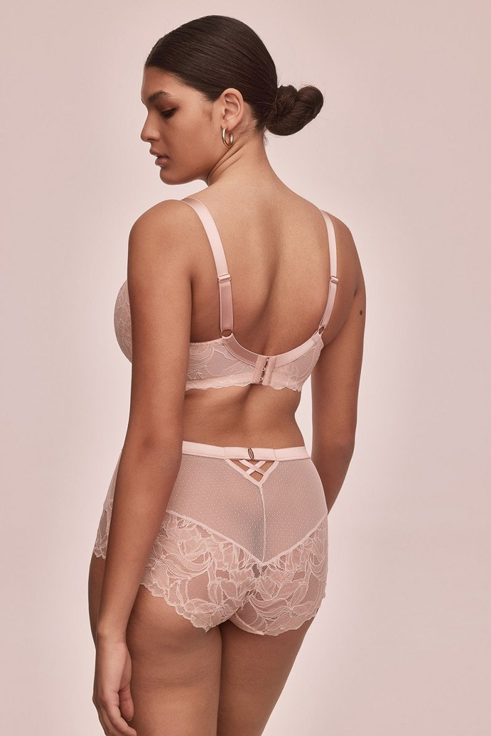 Кружевной бюстгальтер Glow с шитыми чашками plus size (Размер: 80J) (Цвет: пудровый)