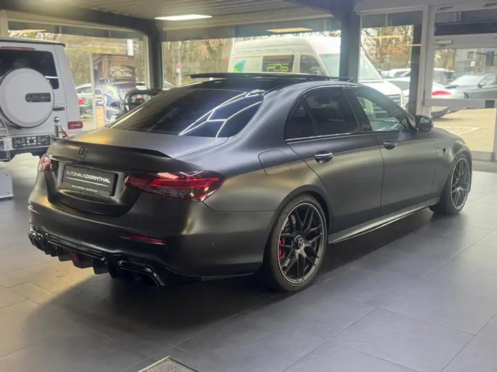 Mercedes-Benz E 63 AMG