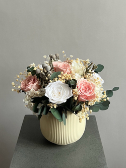 Композиция в кашпо Ариадна