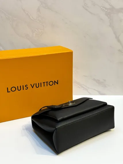 Сумка Louis Vuitton Mylockme черный