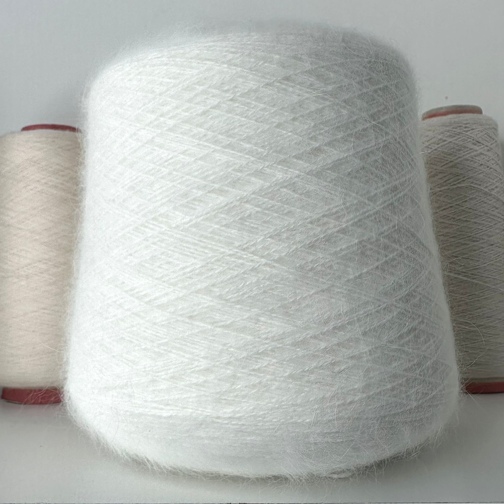 ANGORA 80 - Biagioli Modesto; 80% ангора, 20% п/а; 850м/100гр, (2/17000); col. 300217, цвет: белый; S702;