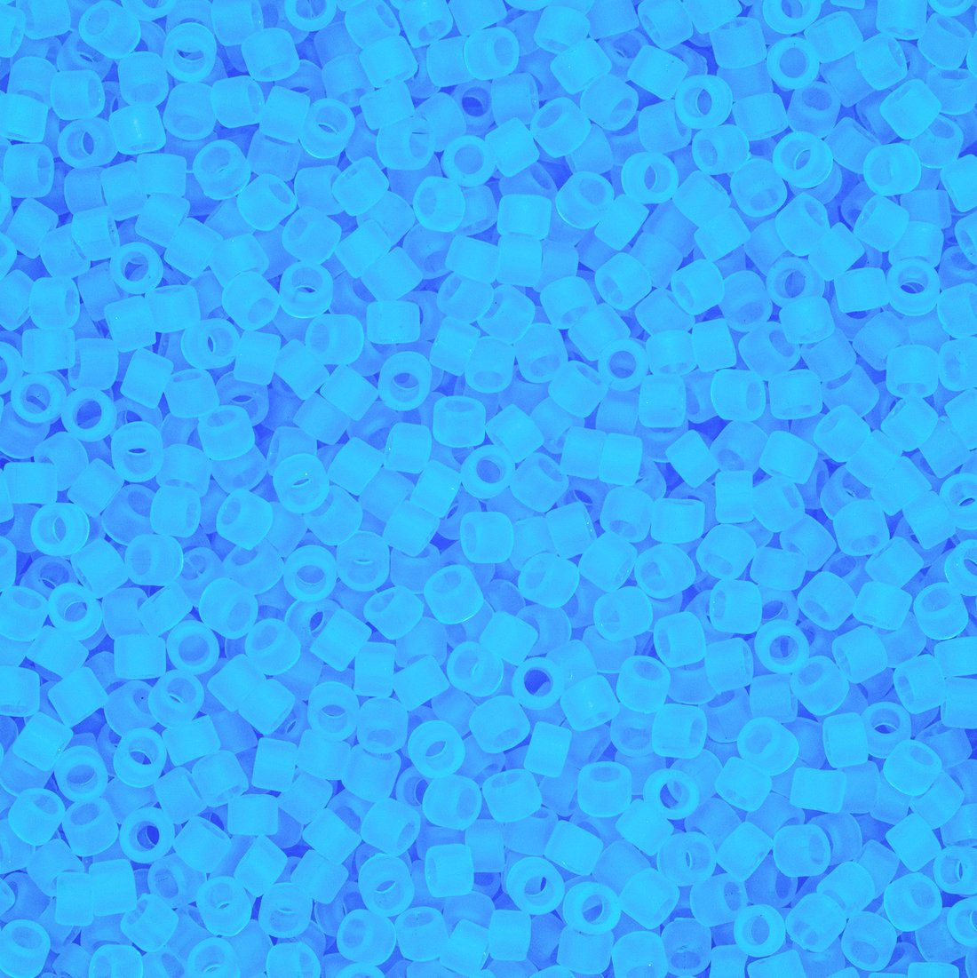 Японский бисер TOHO Treasure (№3F), прозрачный матовый