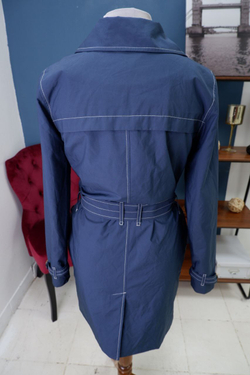 Плащ Penguin стильный 44 размер