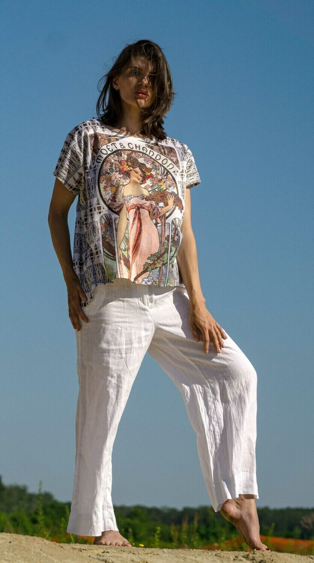 Футболка "Ар-нуво", по мотивам работ Альфонса Мухи