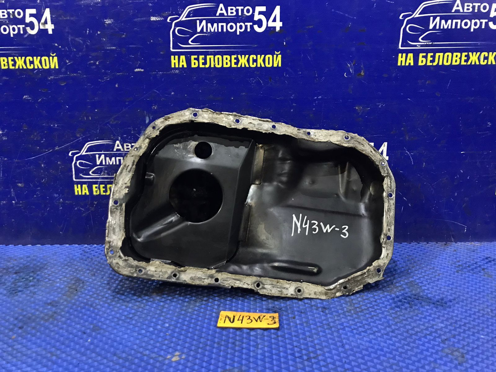 Поддон ДВС MITSUBISHI CHARIOT 1994