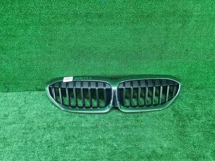 Решетка радиатора BMW 3er G20 (2018-2022)