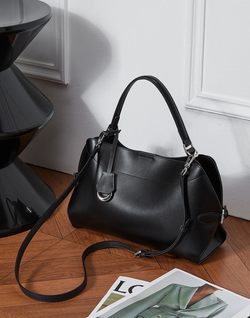 Сумка XOXO LEGENDS ОБНИМУС | Черный