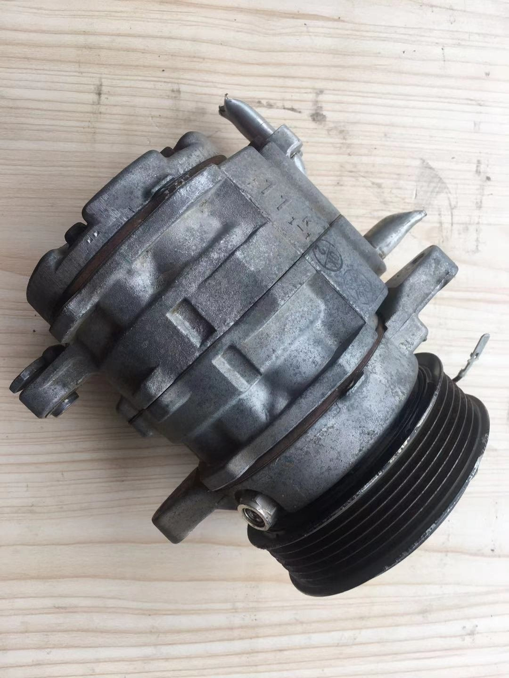 Компрессор кондиционера для FAW Senya M80/S80 1.3/1.5/3SZ