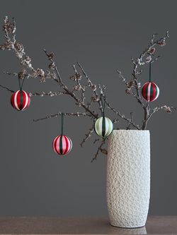 Набор елочных украшений Show time из коллекции New Year Essential, 4 шт.