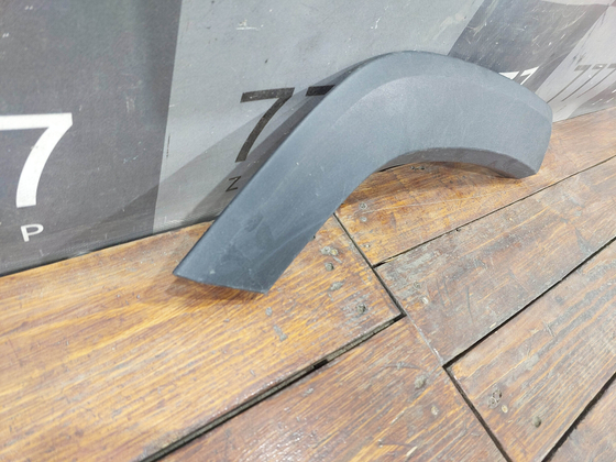 Накладка двери задней правой Toyota RAV4 V (XA50) 18-нв Б/У Оригинал 7506142010