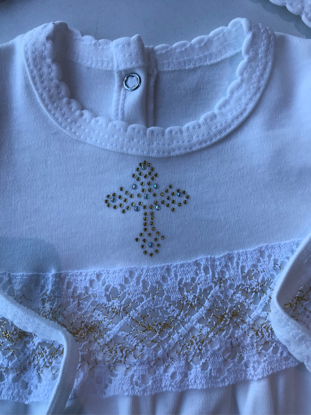 Платье крестильное с золотой тесьмой с чепчиком (Малышеево) Арт. 1003И (Размер: 80)