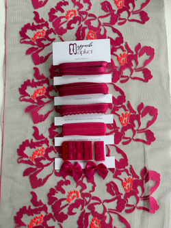 Вышивка на сетке дымчатая с фуксия и оранжевым неэластичная ширина 29 см ОТРЕЗЫ