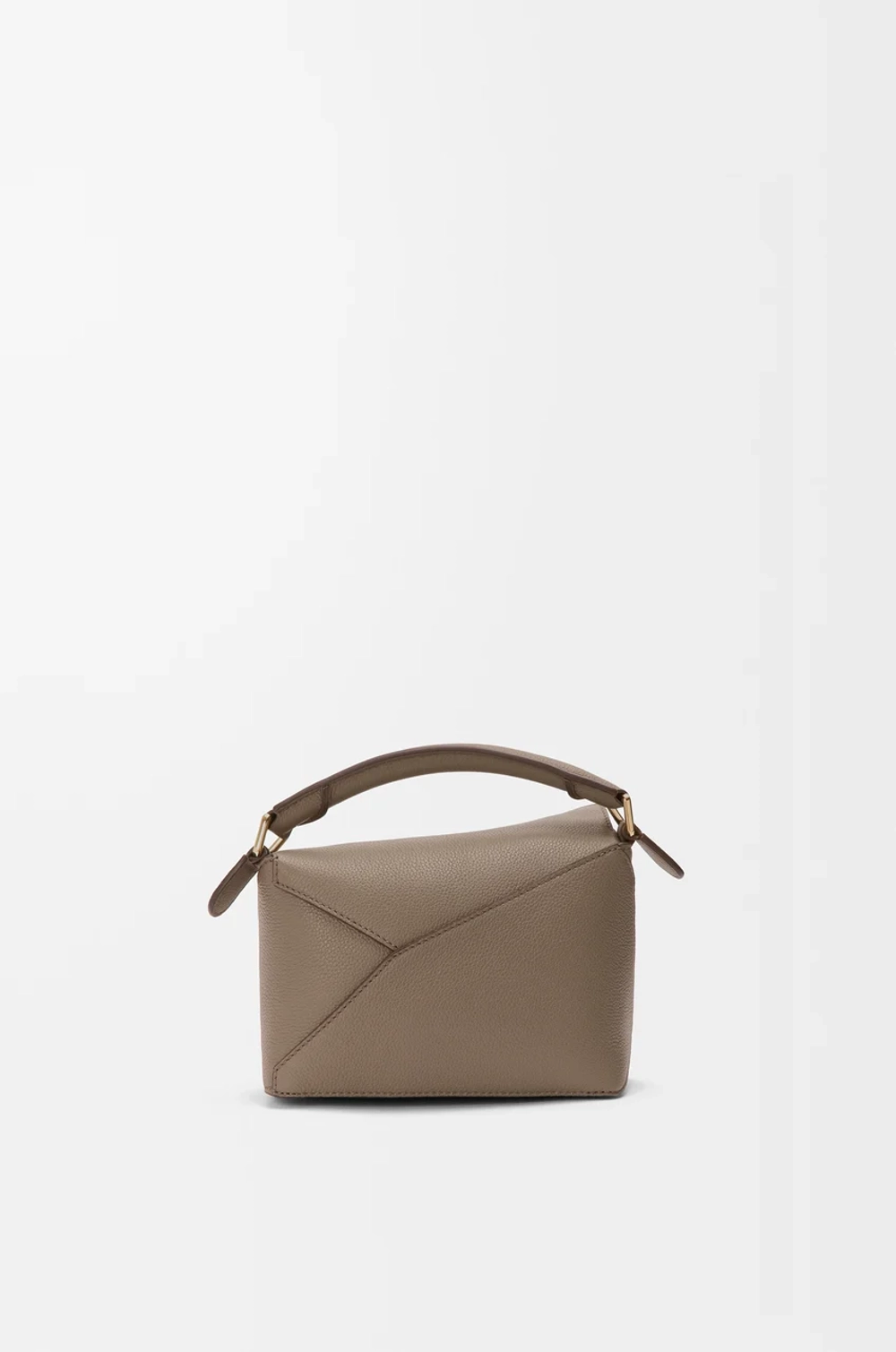 Loewe Мини-сумка Puzzle Edge из мягкой зернистой телячьей кожи, серо-коричневый