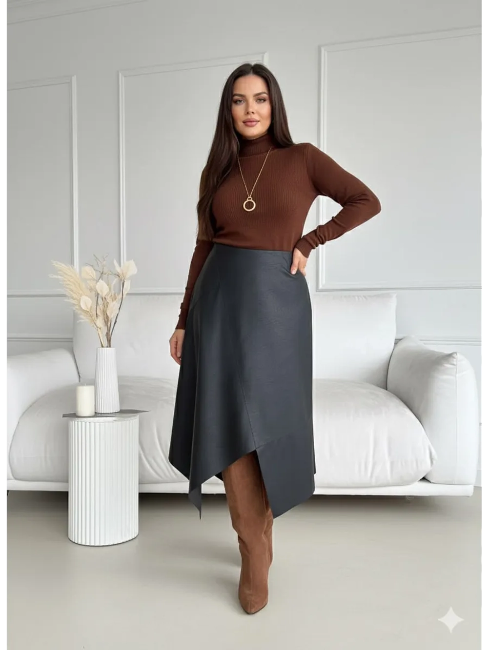 Юбка кожаная трапеция миди