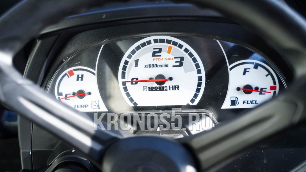 Трактор Kubota | Кубота A211N-OPC 9+3 (Kubota India) STD agri 7.00-12 / 8.3-20 (с ПСМ)
