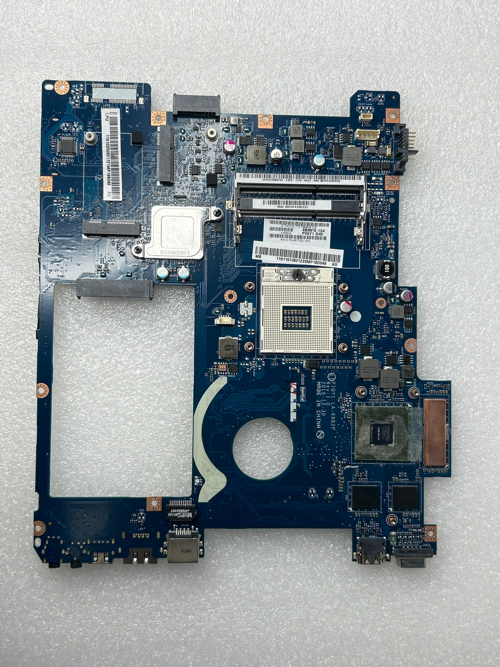 Материнская плата для ноутбука Lenovo Y570 OPT2G DCU2 (11013921), оригинал