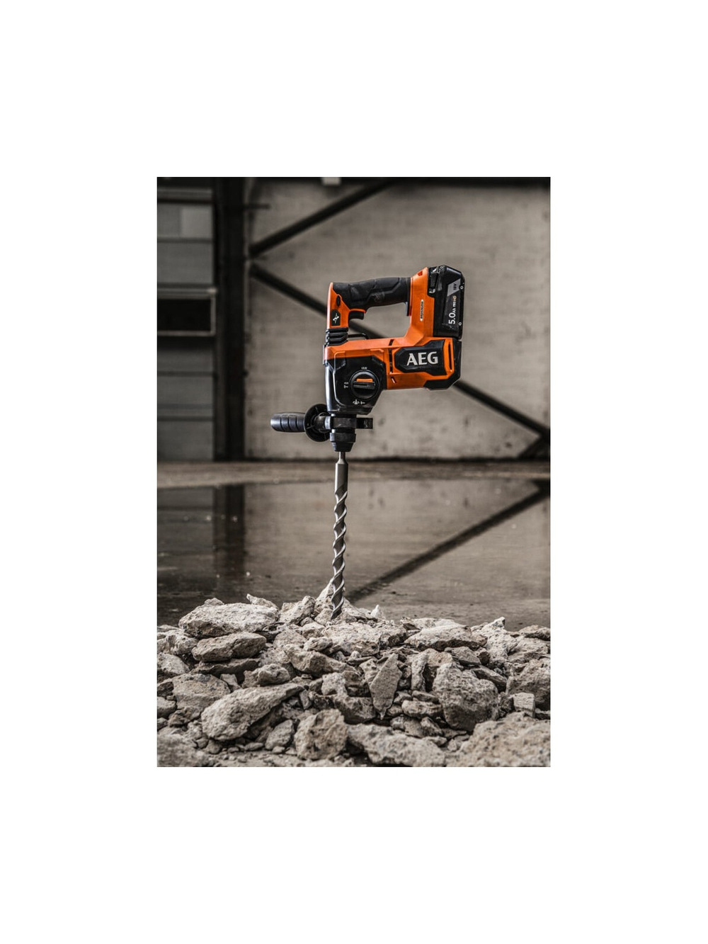 Бесщеточный перфоратор AEG BBH18BL2-502C SDS+, 18В 4935492343