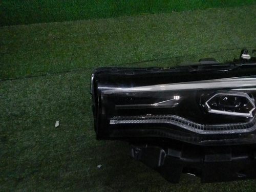 Фара левая BMW X7 G07 (2019-2022) LED