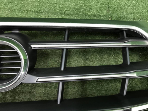 Решетка радиатора Audi Q5 2 80А (2017-2020)