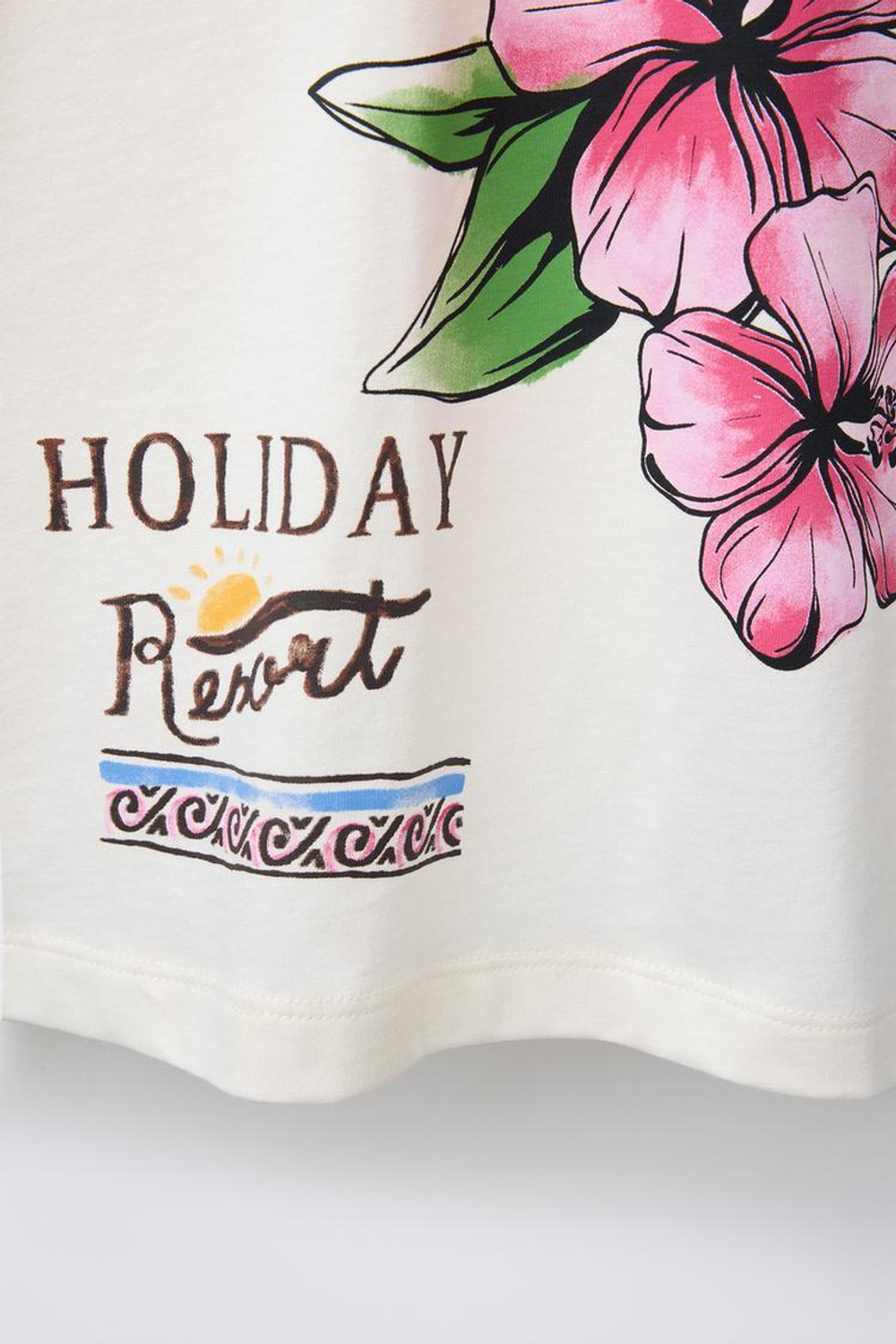 ZARA ФУТБОЛКА С ЦВЕТОЧНЫМ ПРИНТОМ, ЭКРЮ