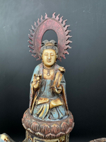 Парные фигуры из кости — Гуань Инь верхом на Цилинь