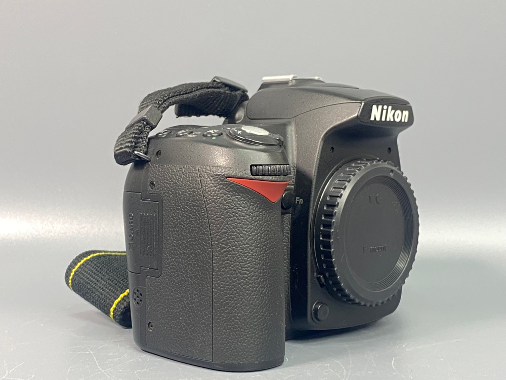 Nikon D90 7000 кадров