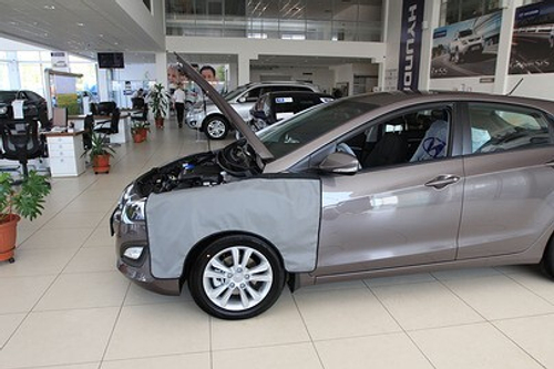 Накидка защитная на крыло 110х65 см (магнитная) серая с вырезом (PINGO)