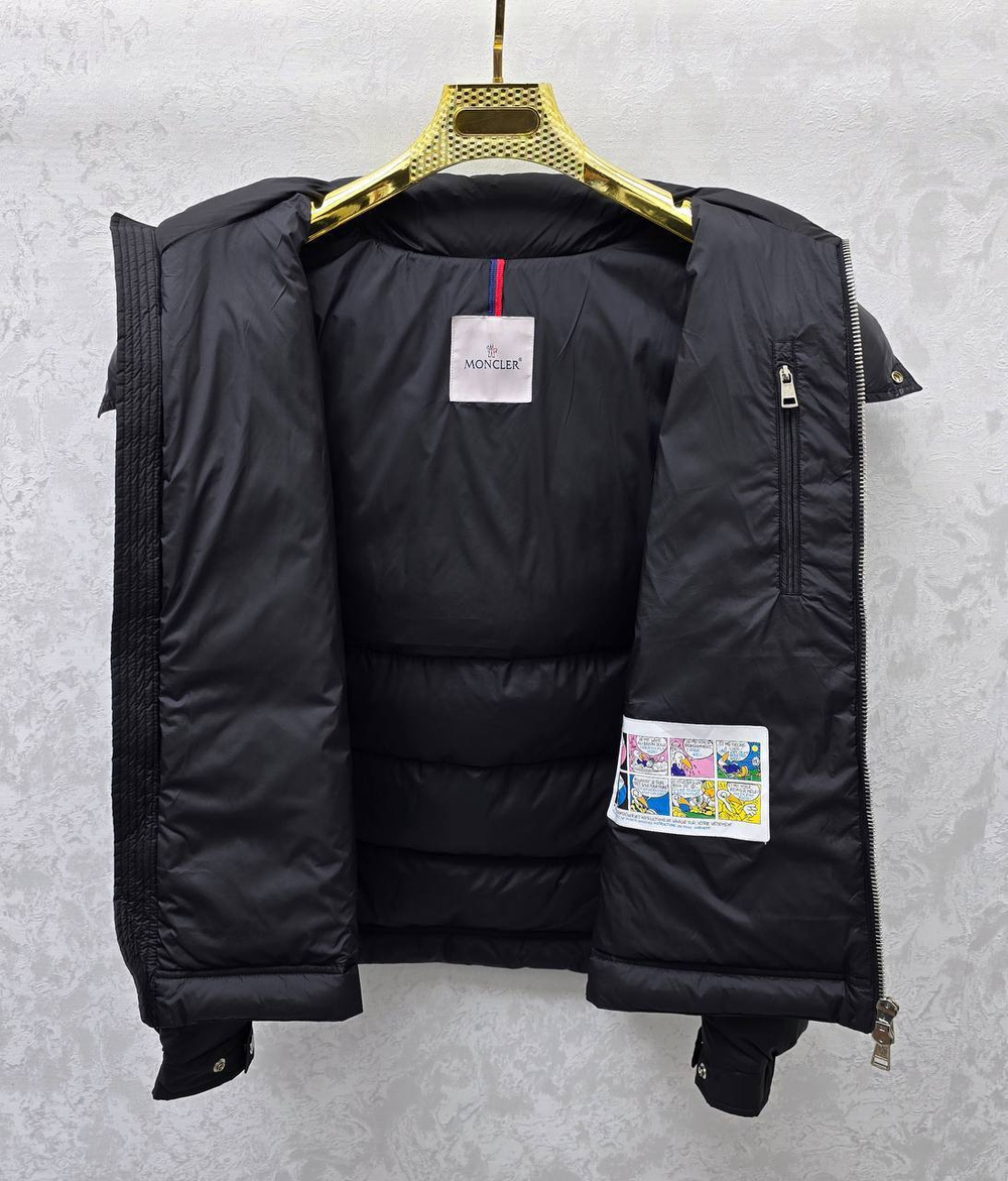 Пуховик Moncler