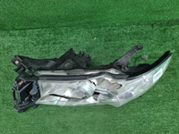 Битая Фара левая Land Cruiser Prado 150 17-нв галоген