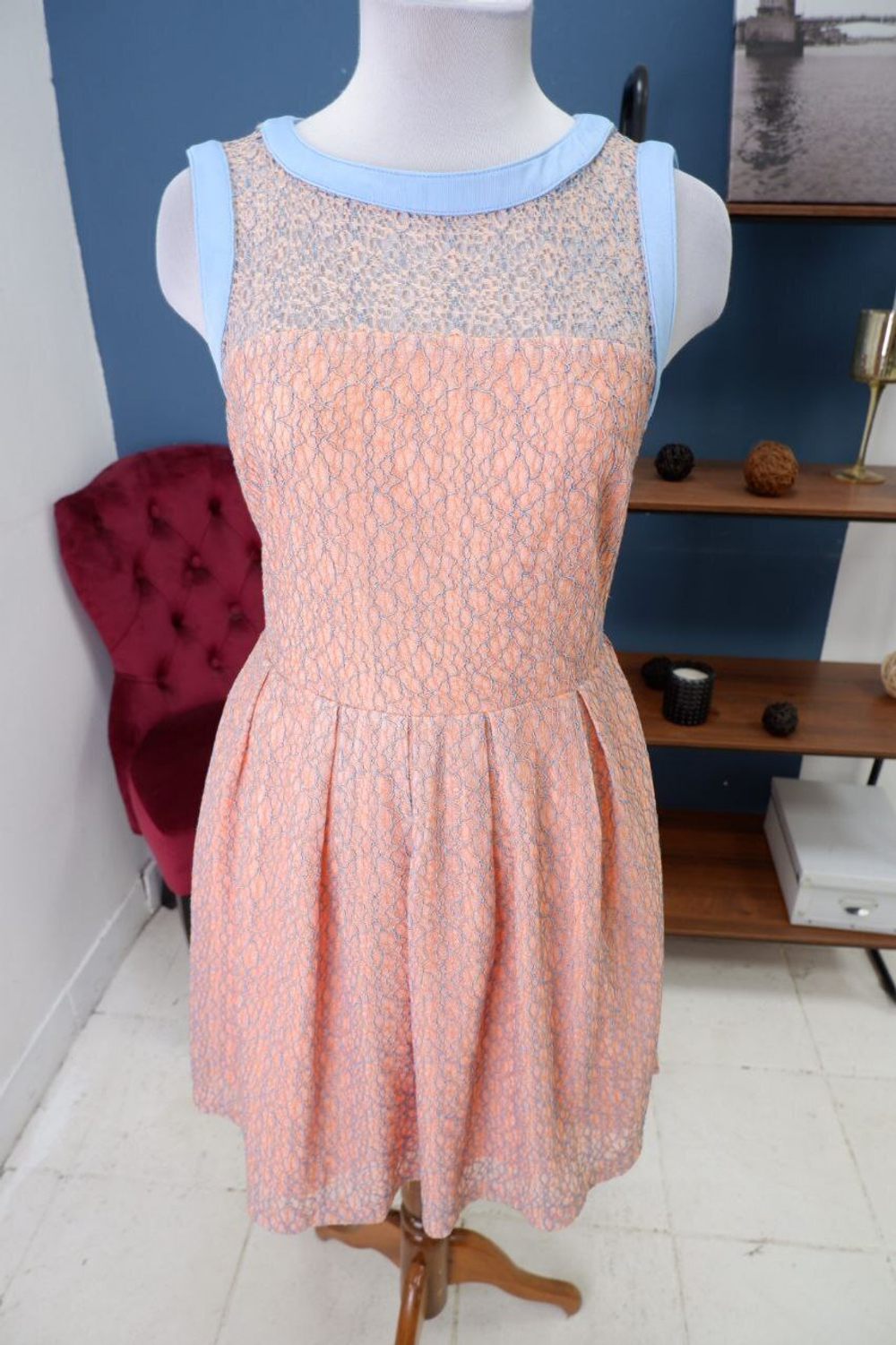 Платье Lucy Paris красивое 46 размер