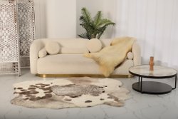 Ковер Мосси из некрашенных шкур с пятнами для интерьера