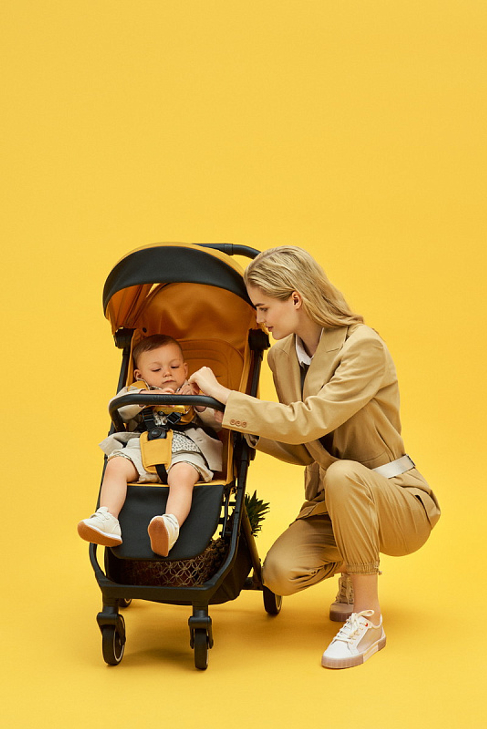 Детская прогулочная коляска Anex AIR-X Ax-04/L yellow