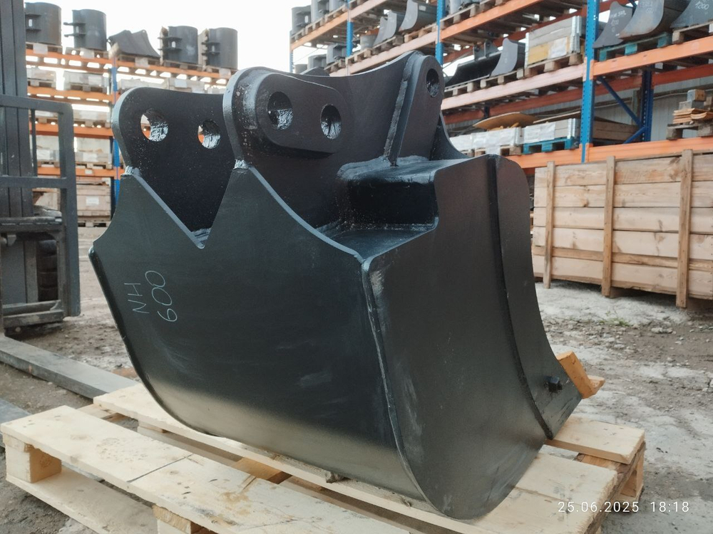 Ковш New Holland LB115/LB110/B80B 600 мм