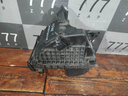 Корпус воздушного фильтра Kia Sorento 3 Prime (UM)  Б/У Оригинал 28100C5300