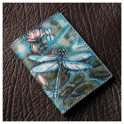 Кожаная обложка на паспорт «Егоза»