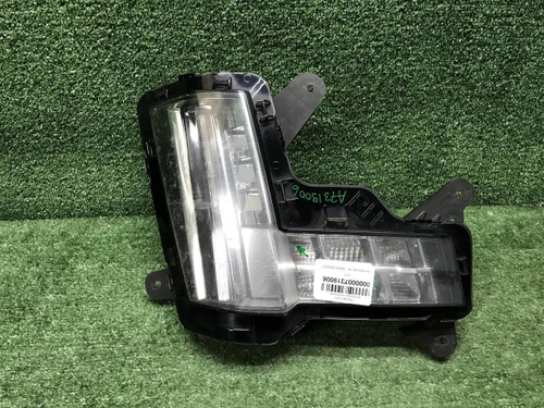 ПТФ правая Cadillac Escalade 4 (2014-2020) LED