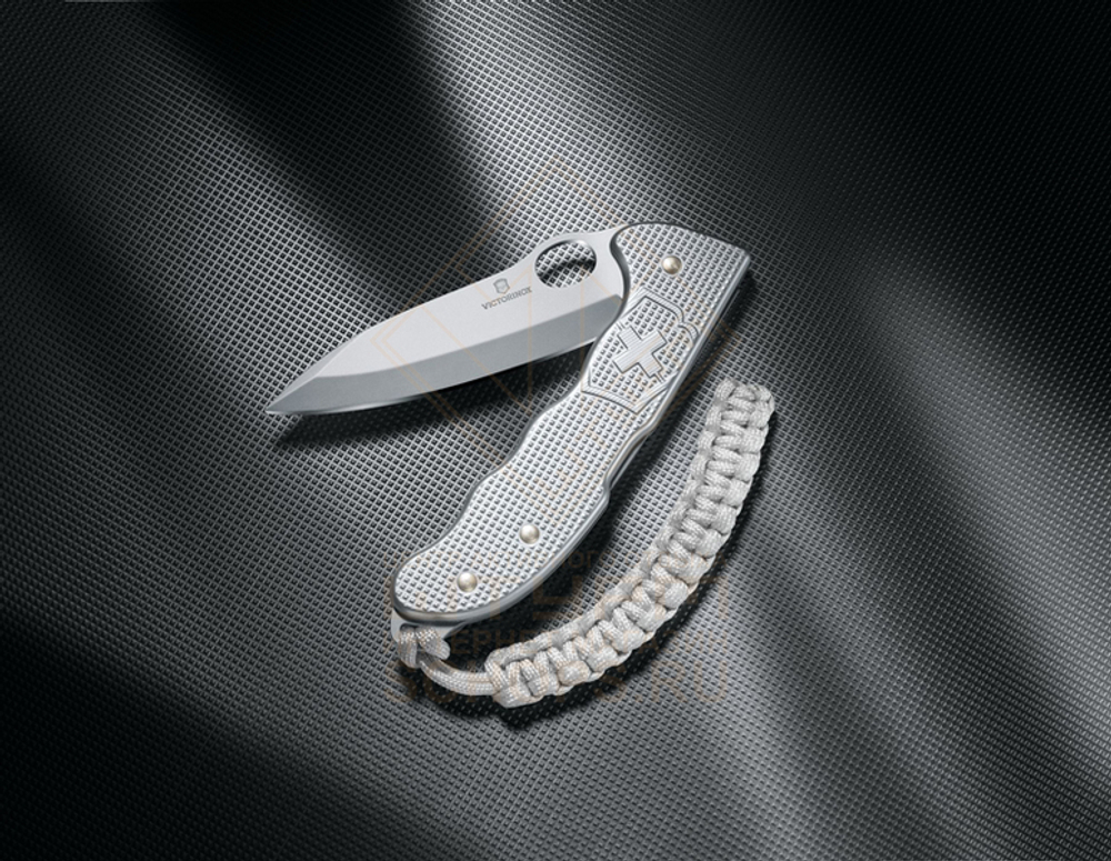 Нож складной Victorinox Hunter Pro M Alox 130 мм, Silver