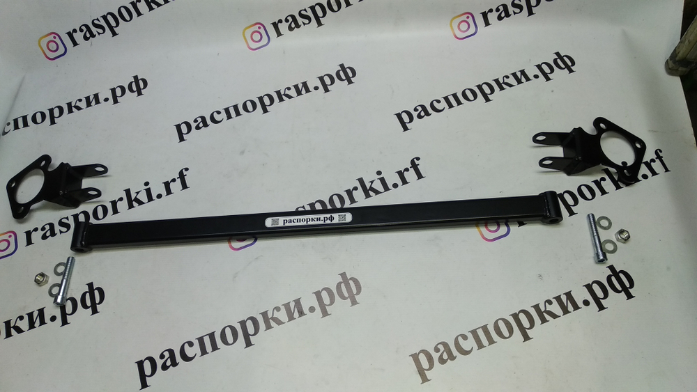 Распорка задних стоек Lexus SC430 и Toyota Soarer Z40 (ПОД ЗАКАЗ)