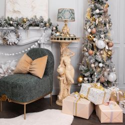 Подставка декоративная Девушка с кувшином №450/2 Айвори