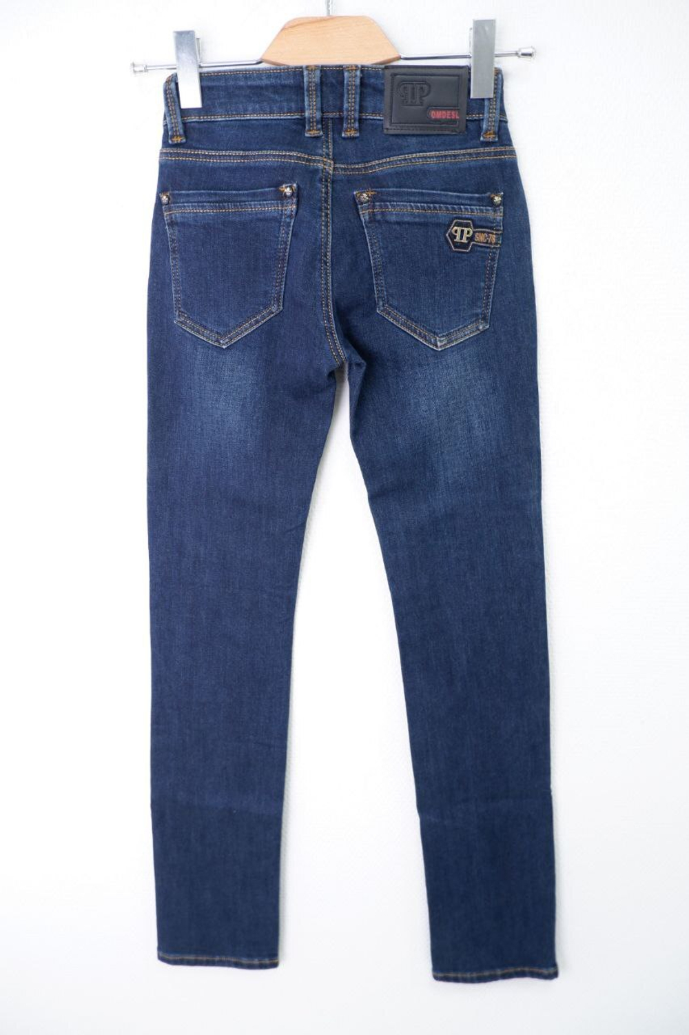 Джинсы Dimarkis практичные 40 размер, новые