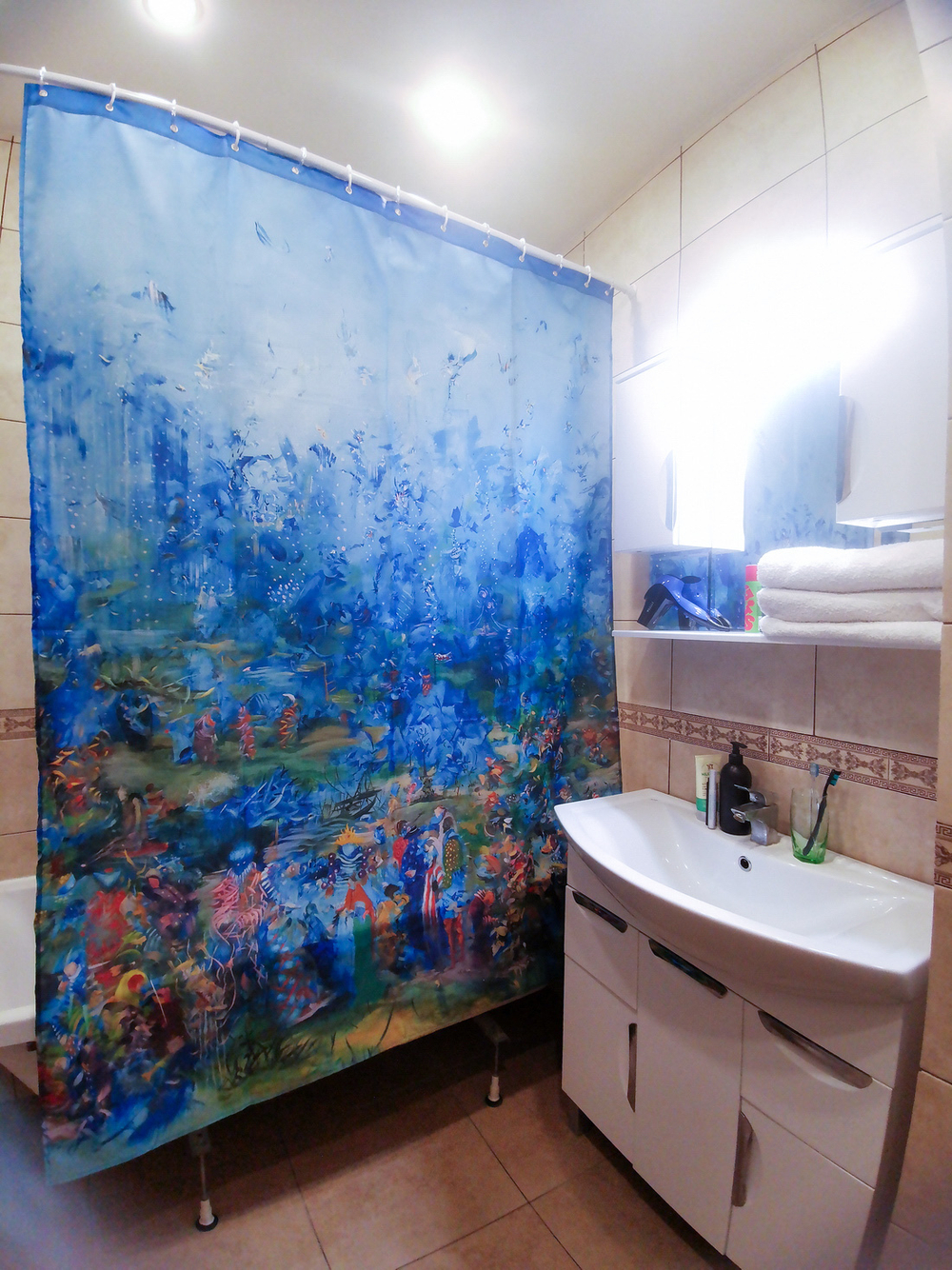 Штора "Стражи ворот", по мотивам картины "Привратники" американского художника иранского происхождения Али Банисадра