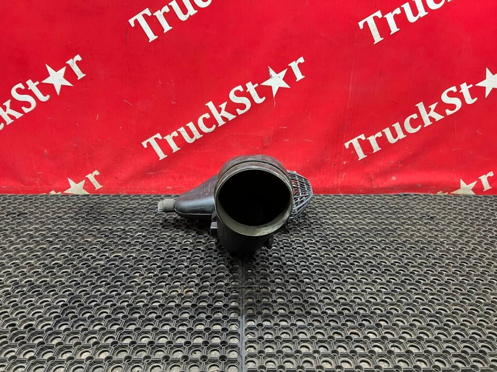 Патрубок воздушного фильтра