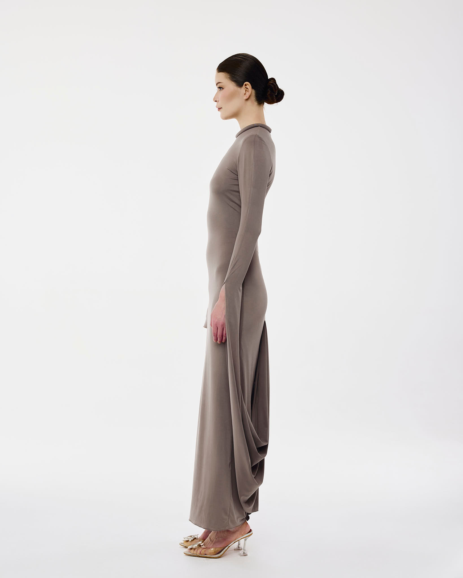 Платье трикотажное коричневое