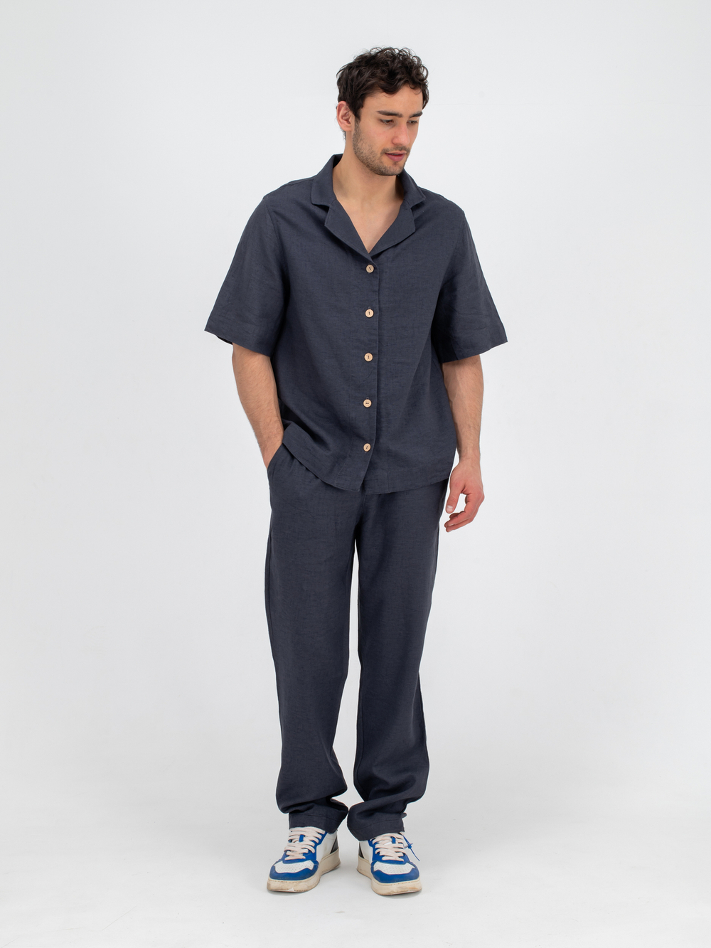 Костюм льняной с брюками. Графит