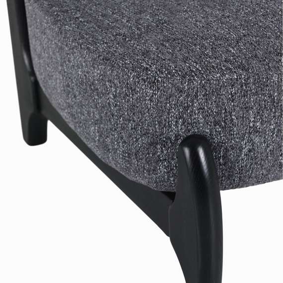 Кресло Judge серое с черными ножками