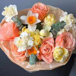 Авторский букет «Цыплёнок»/ Цветы/ букет от RoseMarkt